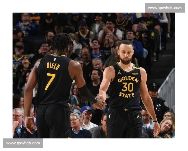 猛龙与篮网激战正酣 库里复出助力球队争夺季后赛席位